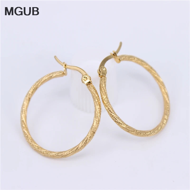 Hot Sale Multiple sizes Gold Color classic Stainless steel jewelry simple Party Hoop Earrings for Women LH770