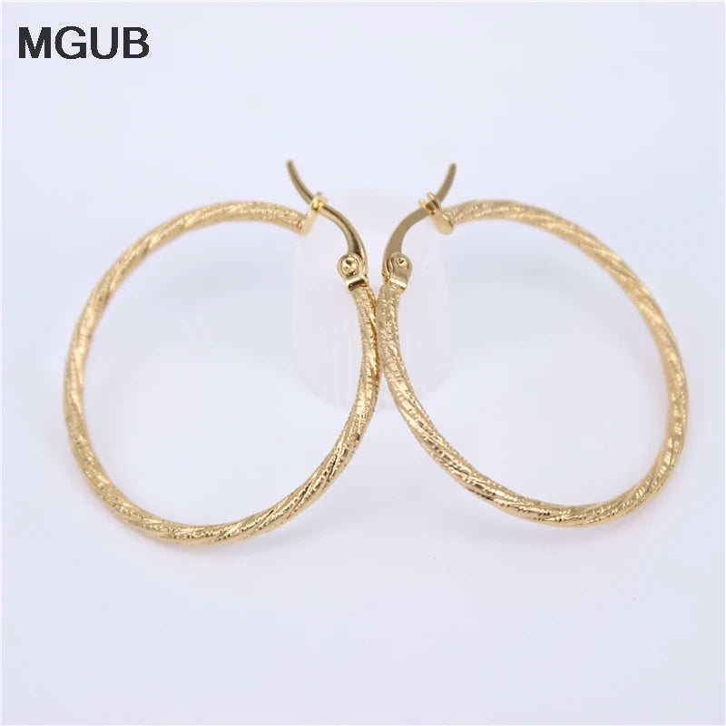 Hot Sale Multiple sizes Gold Color classic Stainless steel jewelry simple Party Hoop Earrings for Women LH770