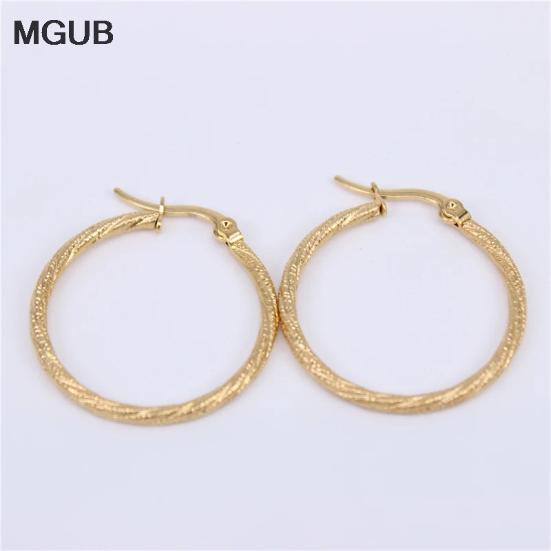 Hot Sale Multiple sizes Gold Color classic Stainless steel jewelry simple Party Hoop Earrings for Women LH770