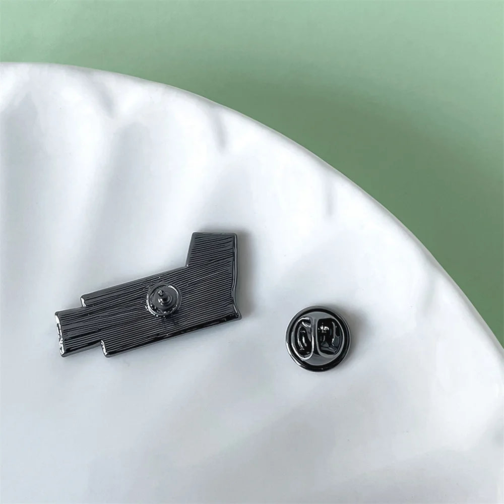Asthma Inhaler Enamel Pin inhaler in Bag Asthma Alert Lapel Brooch for Friends with Asthma Jewelry Badge