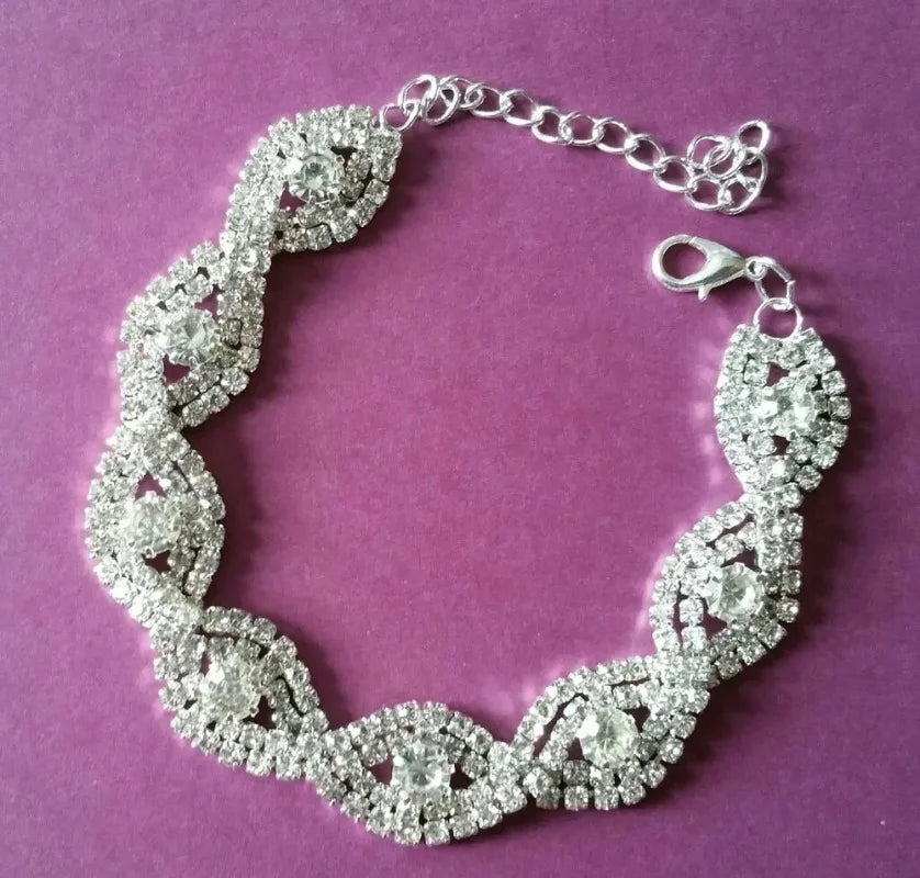 Delysia King Women Elegant Luxury Bracelet Ladies Unlimited Rhinestone Wrist Chain Birthday Party Gifts (color: Silver)