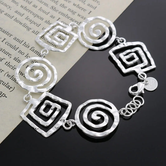 Hot sale cute Beautiful fashion silver color women round Bracelet high quality classic jewelry wholesale Christmas gift LH026