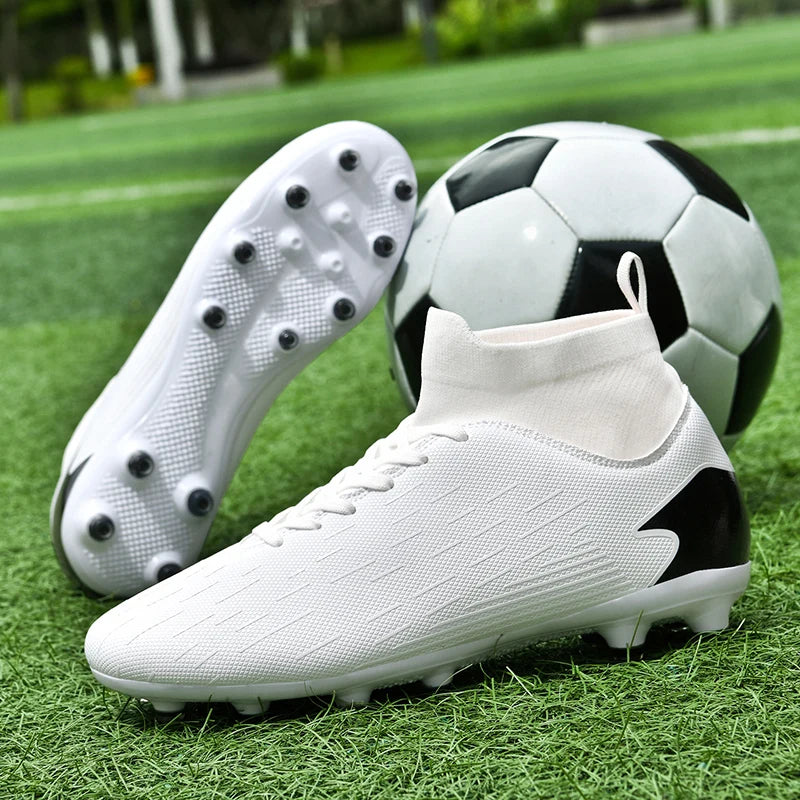 New Men‘s Football Shoes Professional Training Indoor Futsal Soccer Shoes Turf  Non Slip Training Cleats Football Studded Boots