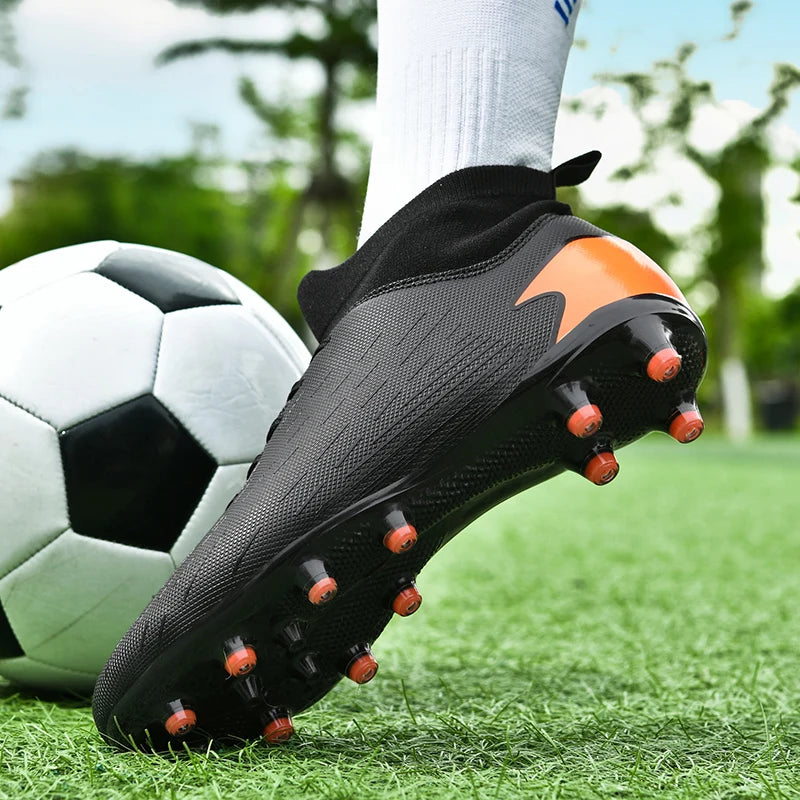 New Men‘s Football Shoes Professional Training Indoor Futsal Soccer Shoes Turf  Non Slip Training Cleats Football Studded Boots