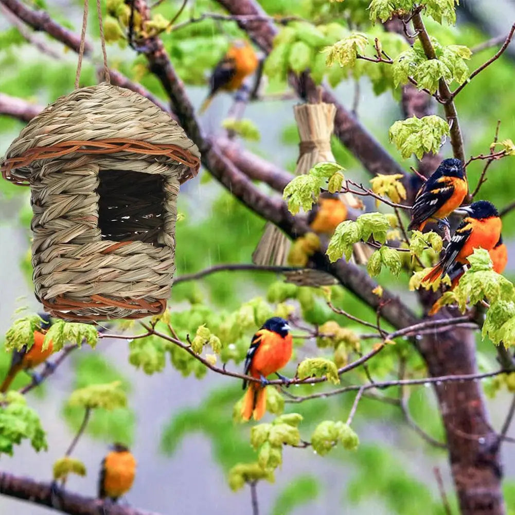 Handwoven Straw Bird Nest Parrot Hatching Outdoor Garden Hanging Hatching Breeding House Nest Bird Accessory